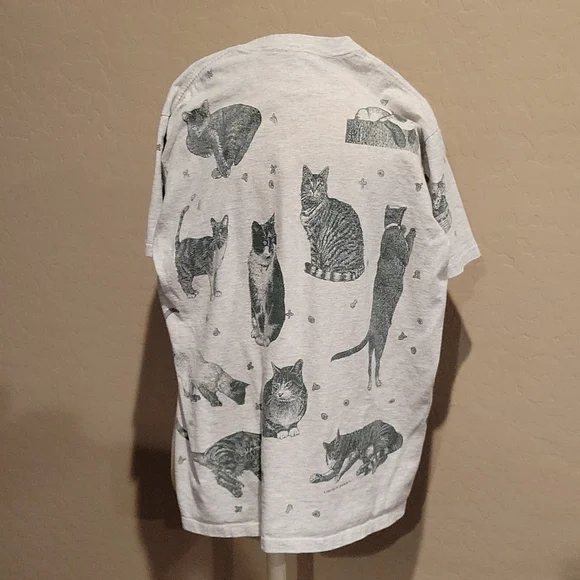 Vintage All Over Print Cat tshirt Cat lover Vintage tshirt - Picture 5 of 8